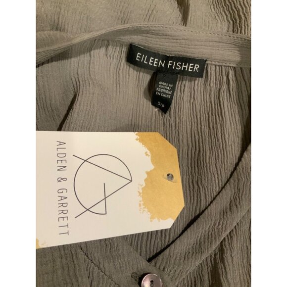 Eileen Fisher Gray Crinkle 100% Silk Button-Up Blouse, Size S - Picture 9 of 9